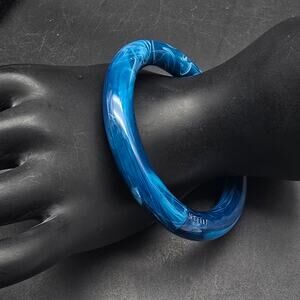 Marbella Blue Marbled Plastic Bangle Bracelet Costume Jewelry